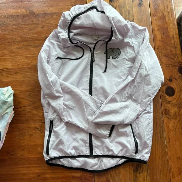 EUC Ivory Ella White Zip Up Windbreaker Sz M - Picture 2 of 2